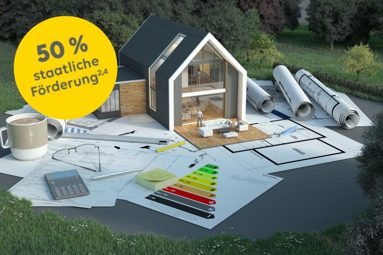 Symbolische Darstellung eines KfW-Effizienzhauses mit entsprechenden Energiesparplänen. Ein Störer weist auf 50 % staatliche Förderung hin
