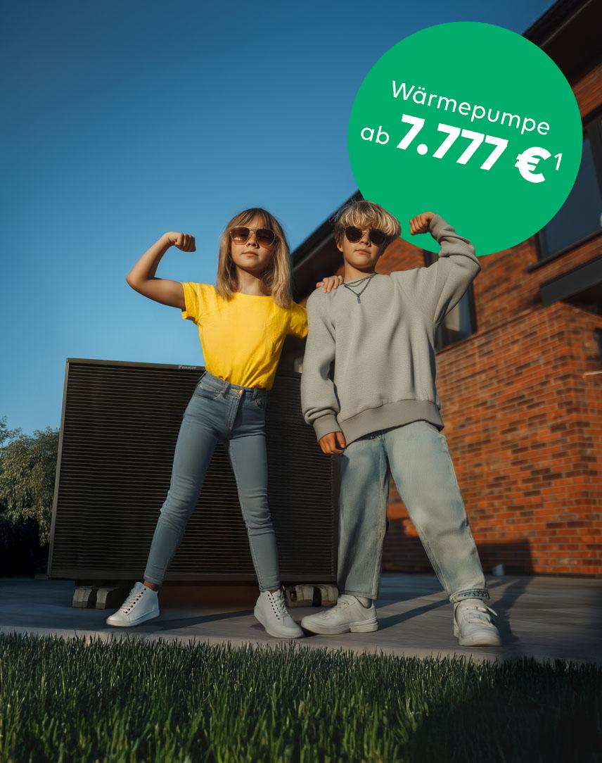 Vater und Tochter, die auf einer Wärmepumpe sitzt, unterhalten sich in ihrem Garten